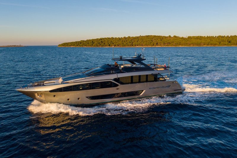 90 ARGO 2024 RIVA YACHT