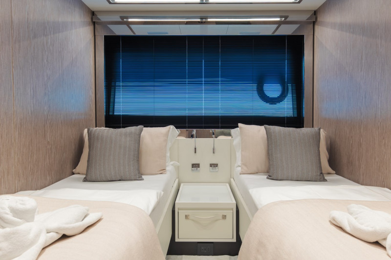 90 ARGO 2024 RIVA YACHT