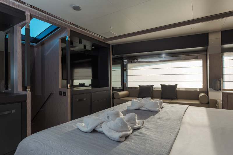 90 ARGO 2024 RIVA YACHT