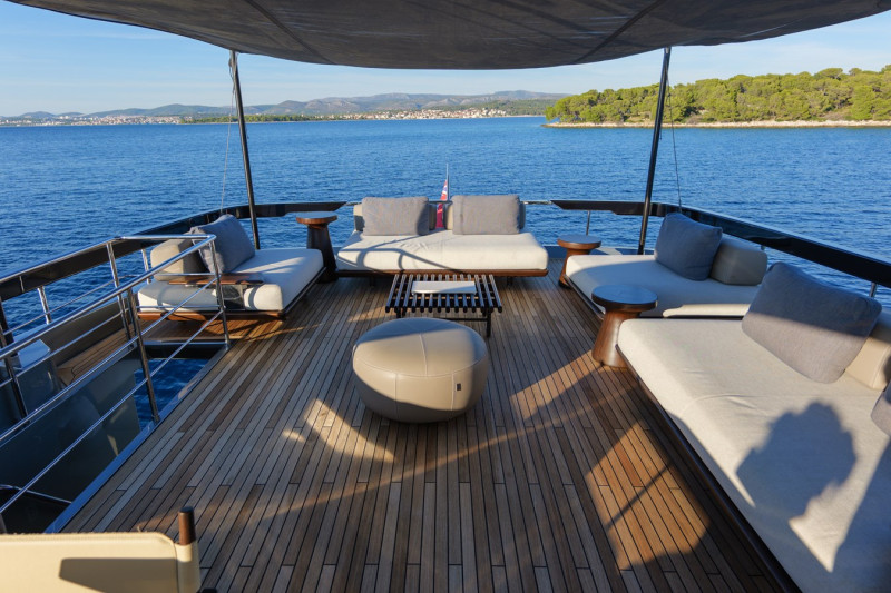 90 ARGO 2024 RIVA YACHT