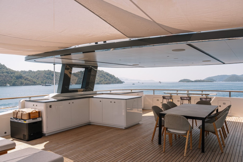 B.YOND 37M 2026 BENETTI YACHTS