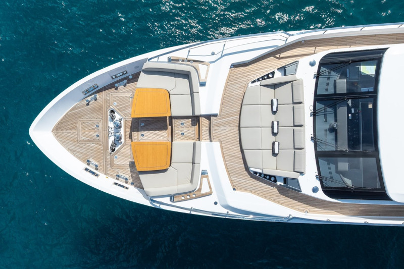 1000 2025 FERRETTI YACHTS