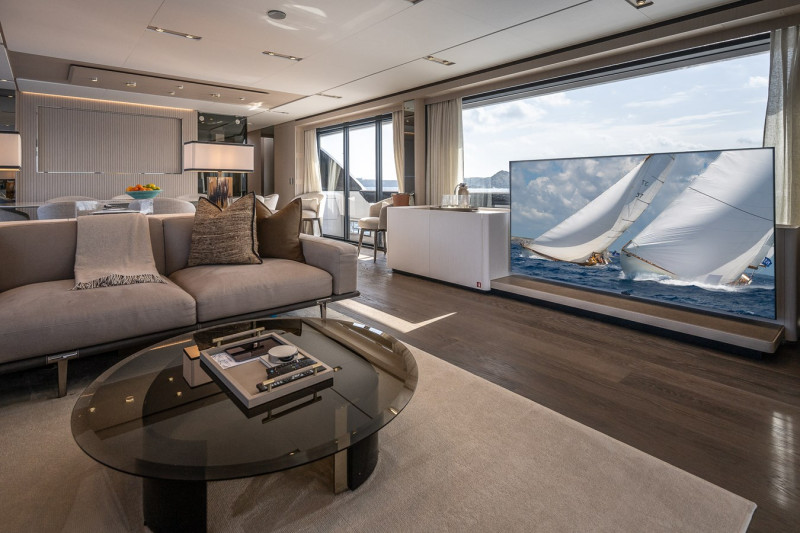 1000 2025 FERRETTI YACHTS