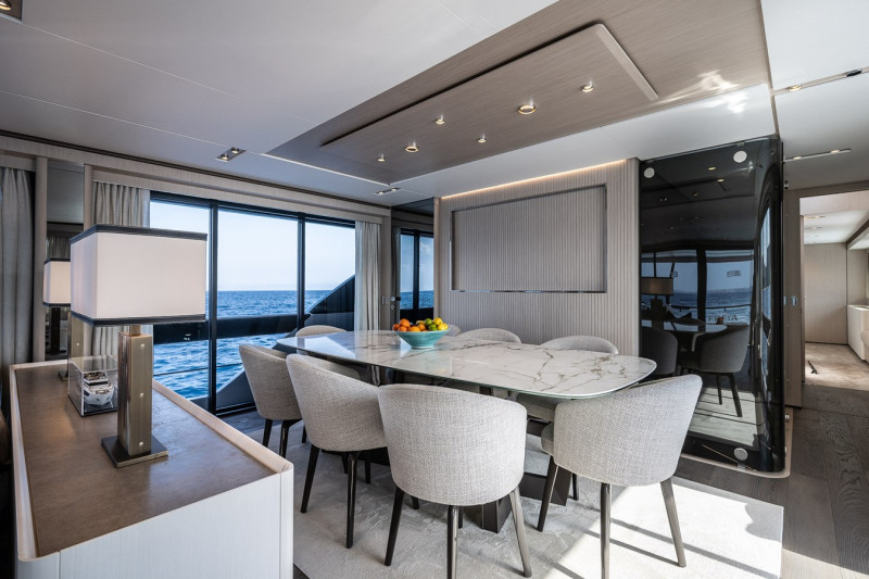 1000 2025 FERRETTI YACHTS