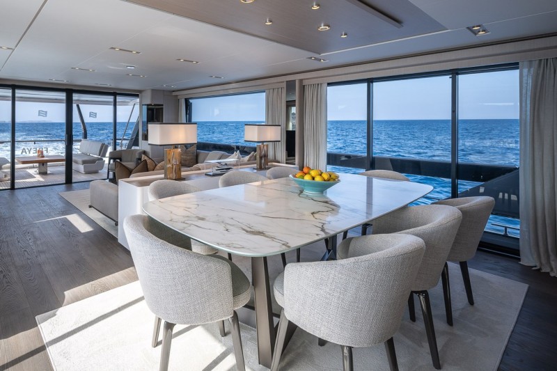 1000 2025 FERRETTI YACHTS