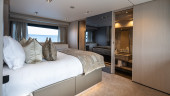 1000 2025 FERRETTI YACHTS