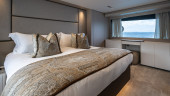 1000 2025 FERRETTI YACHTS