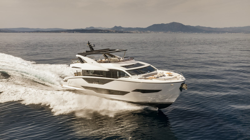 90 OCEAN 2022 SUNSEEKER
