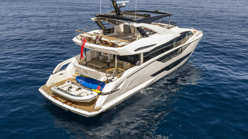 90 OCEAN 2022 SUNSEEKER