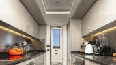 90 OCEAN 2022 SUNSEEKER