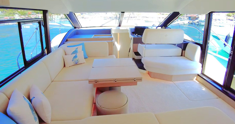 Prestige 5.7 2025 PRESTIGE YACHTS