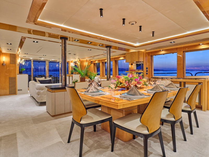 34 m Yacht 2009 SUNSEEKER