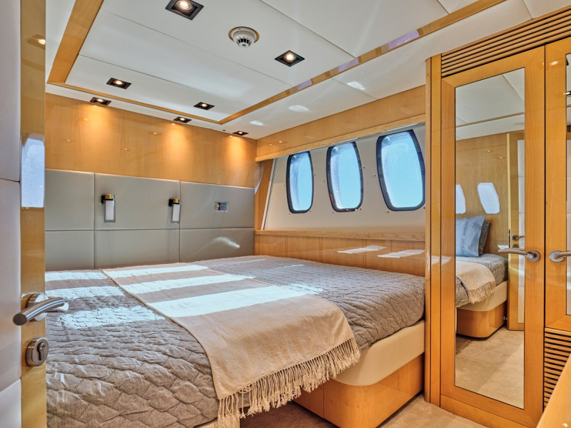 34 m Yacht 2009 SUNSEEKER