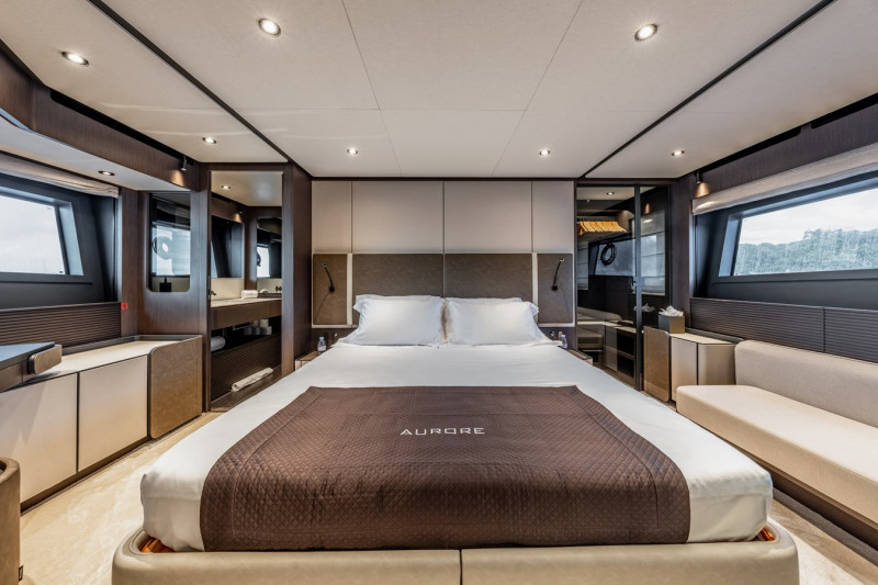 2026 FERRETTI YACHTS