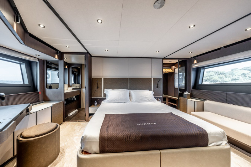 2026 FERRETTI YACHTS