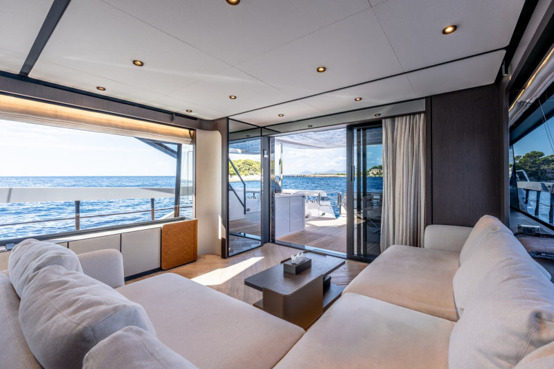 2026 FERRETTI YACHTS