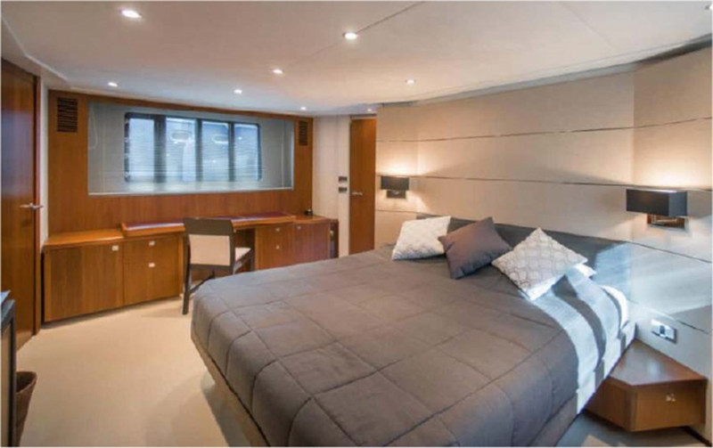 V78 2012 PRINCESS YACHTS
