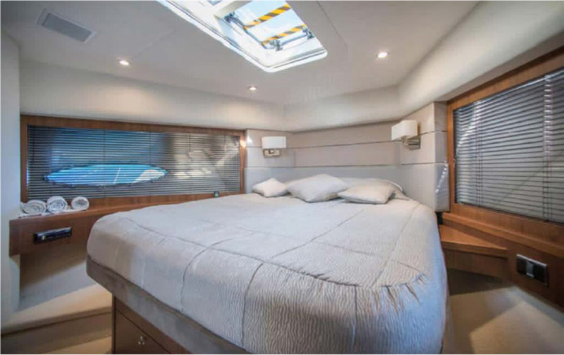 V78 2012 PRINCESS YACHTS