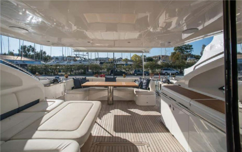 V78 2012 PRINCESS YACHTS